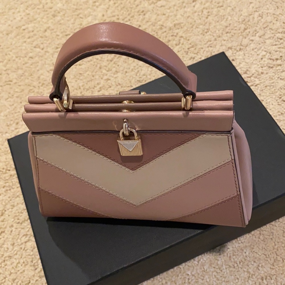 Bag - Picture 6 of 7